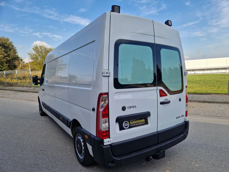 Opel Movano